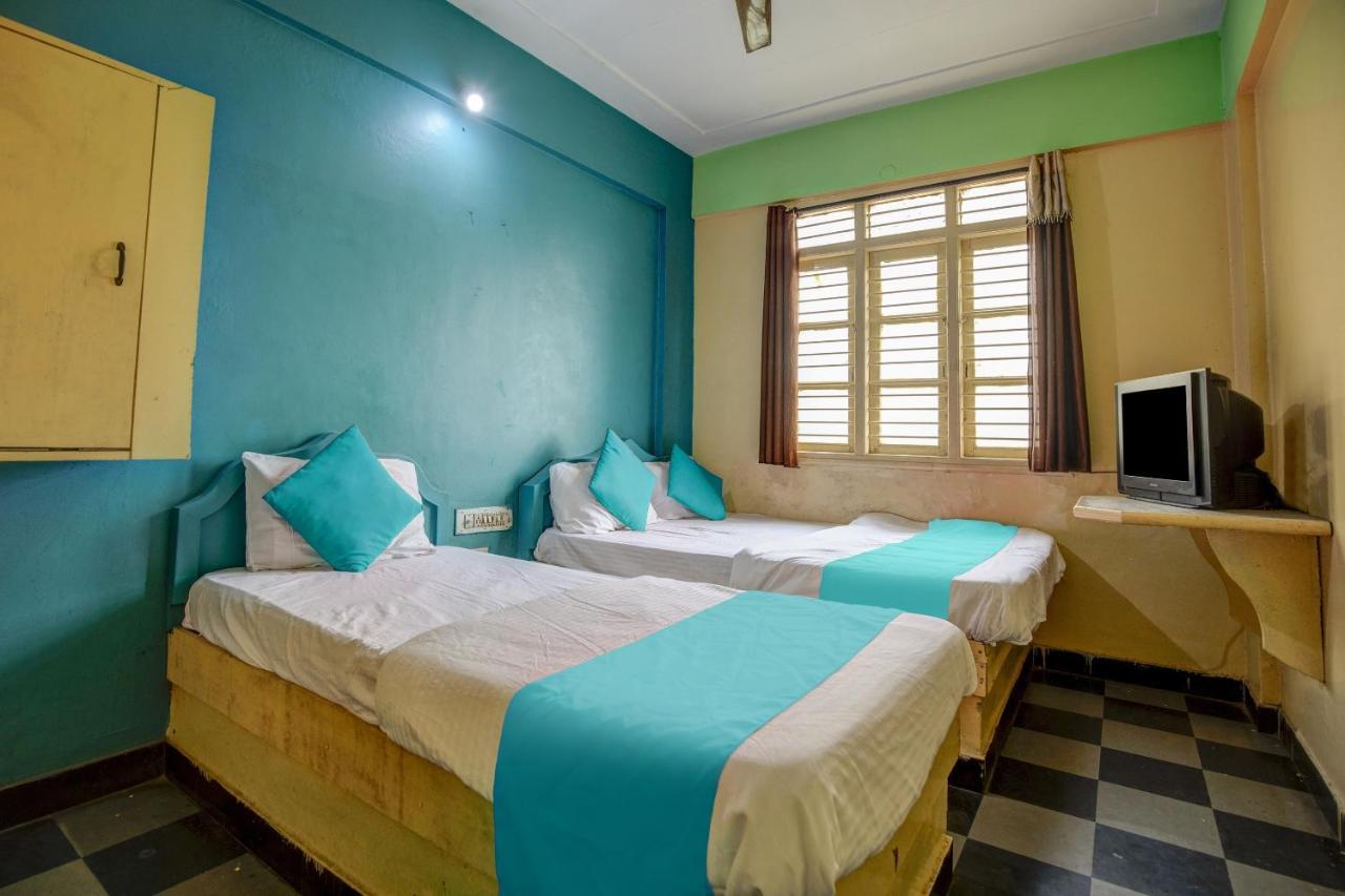 Spot On Hotel Sri Thirumala Paradise Near Cubbon Park Bangalore Luaran gambar